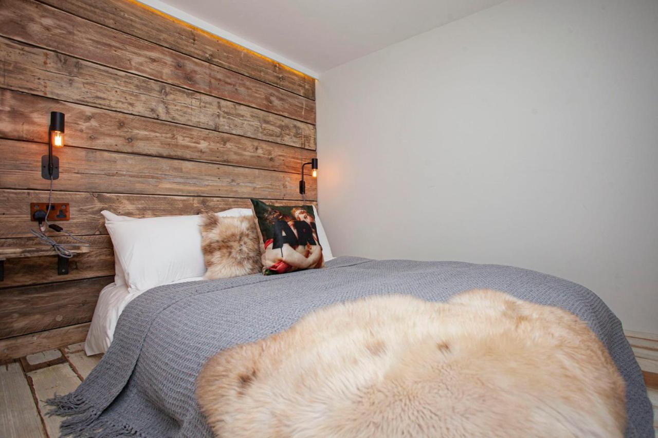 Higgihaus Apartment 3 Clare Street Aparthotel Central Location Бристол Екстериор снимка